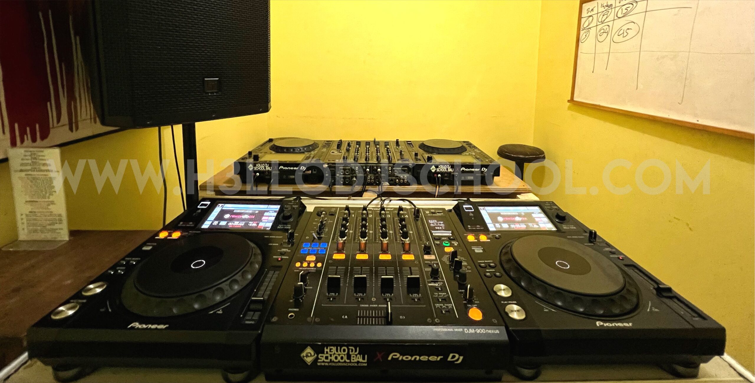 studio 1.3